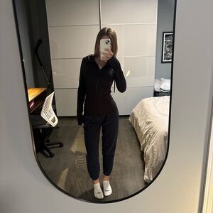 lululemon black zip up